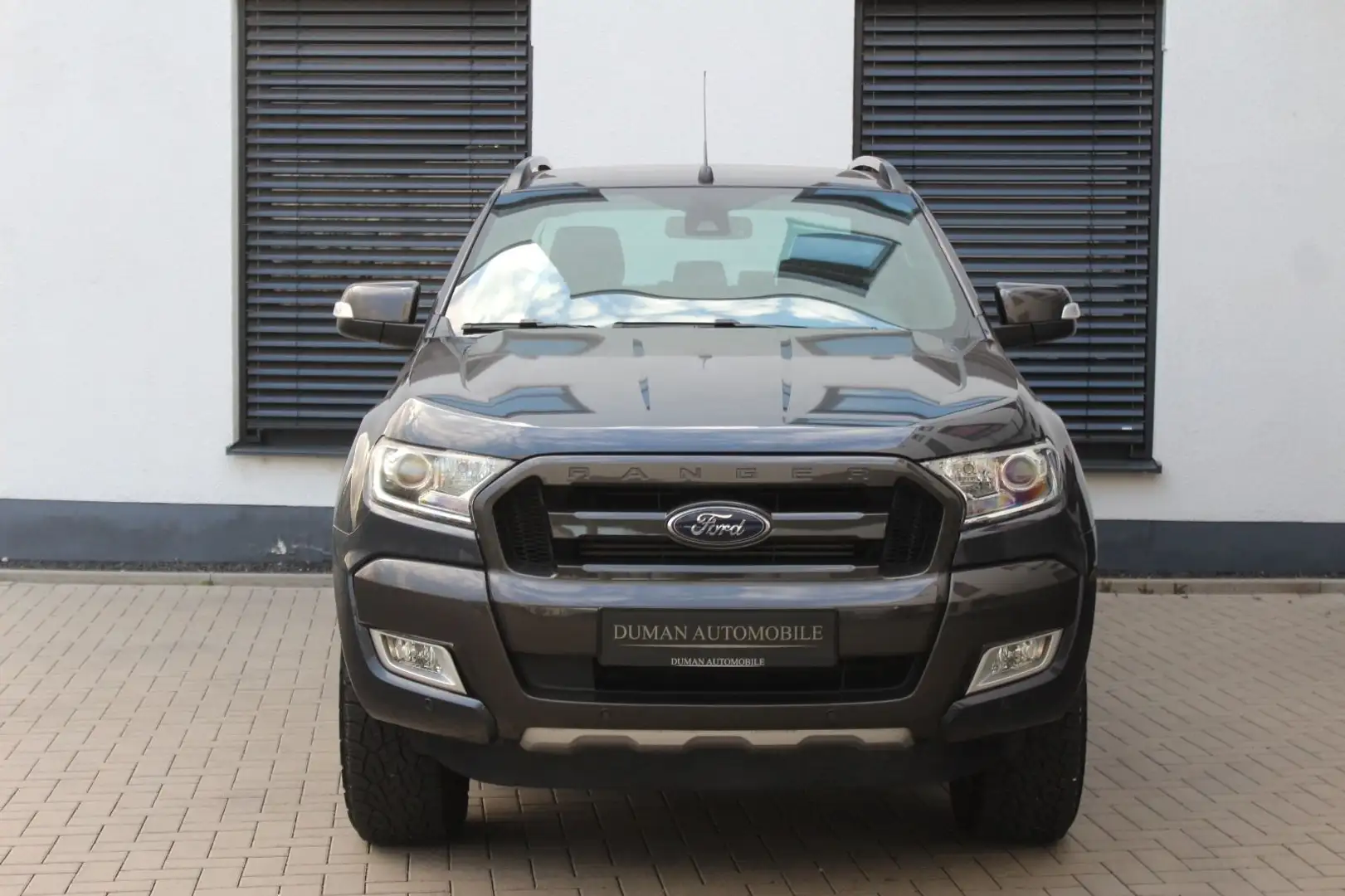 Ford Ranger 3.2 Doppelkabine 4x4 Wildtrak 200 PS! Grau - 2
