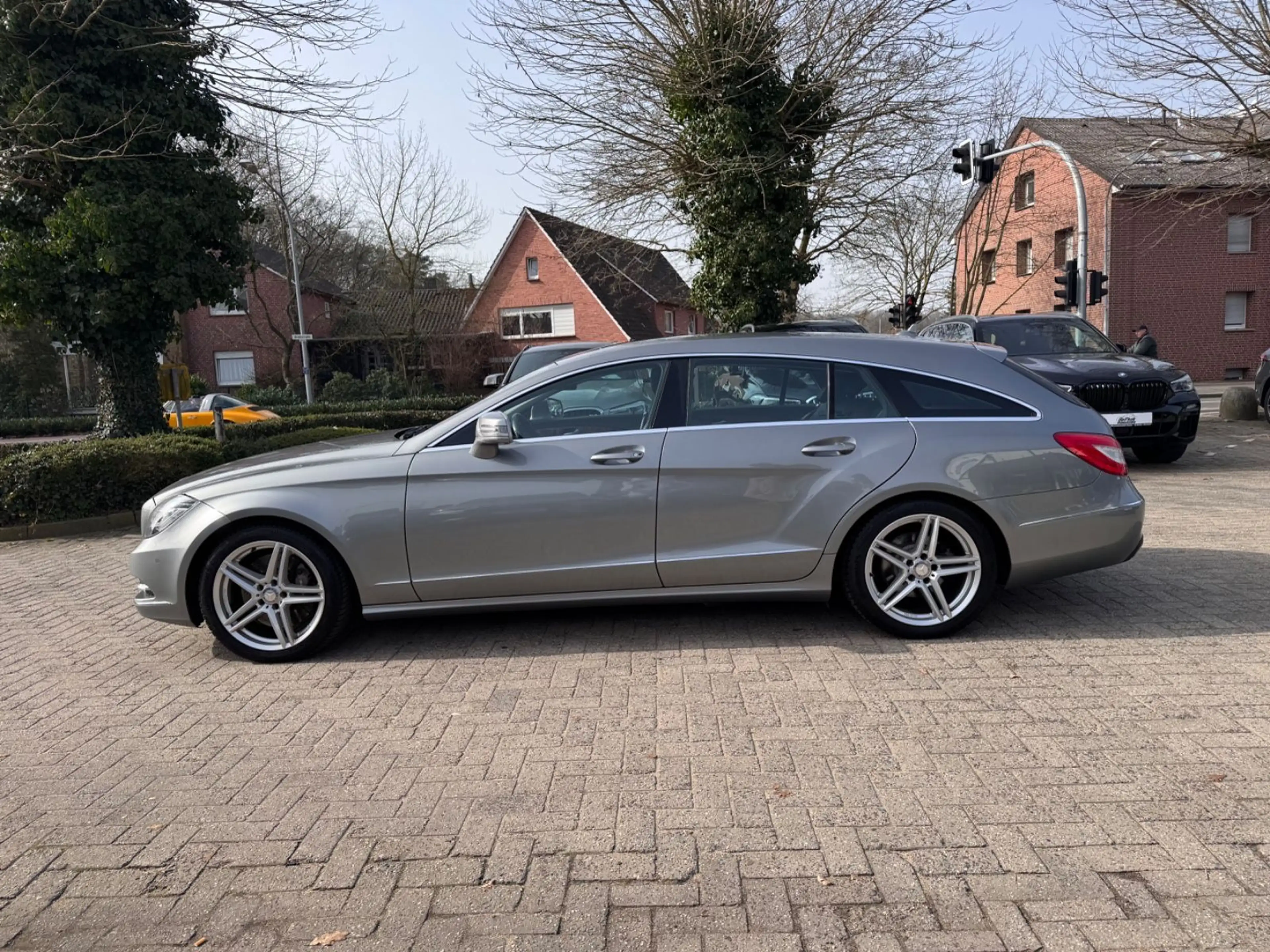 Mercedes-Benz CLS 350 *LED*NAVI*KAMERA*HARMAN* — photo 10