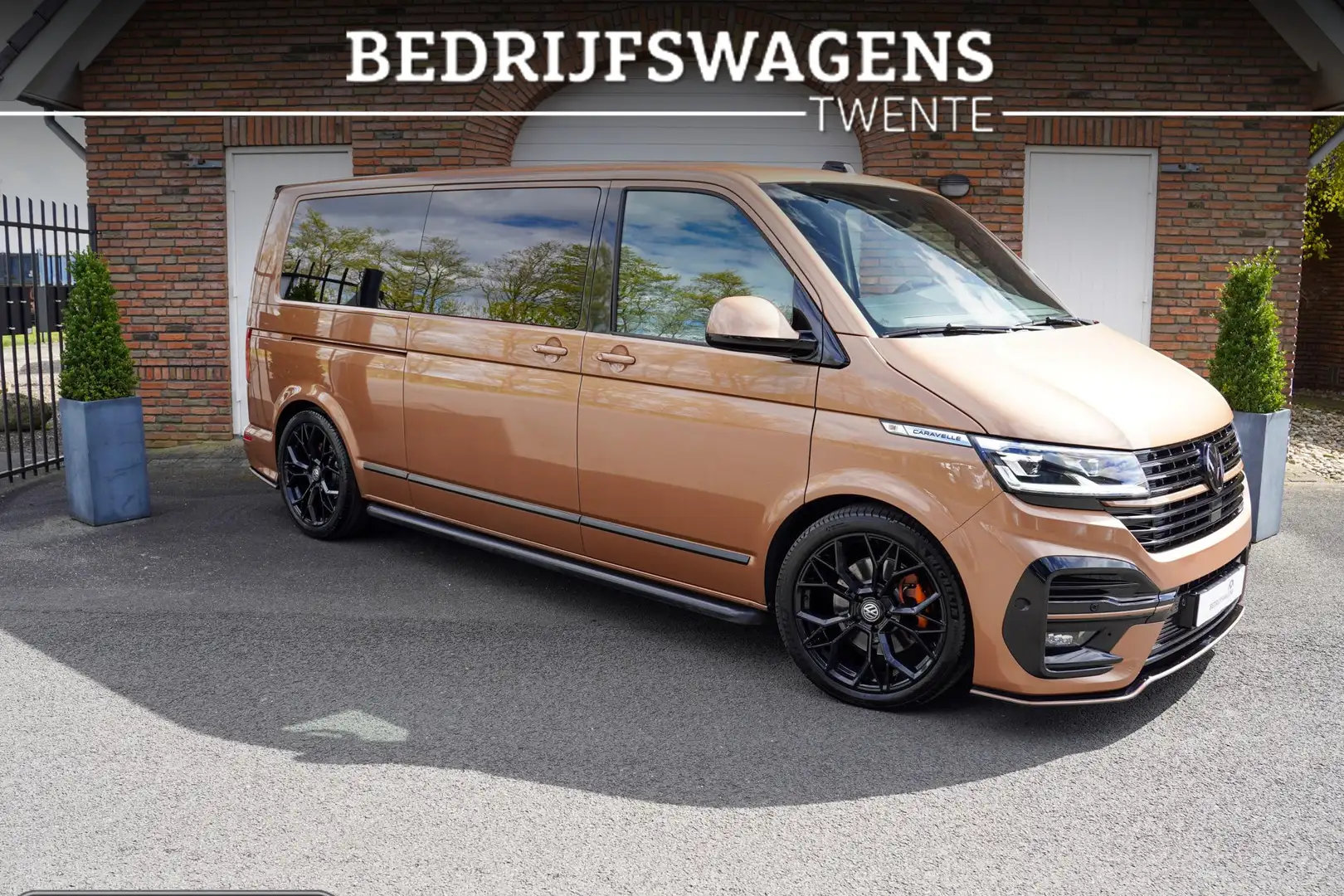 Volkswagen T6.1 Transporter 204PK CARAVELLE L2H1 DUB/CAB BWT Custom LV-R LEIGH - 1