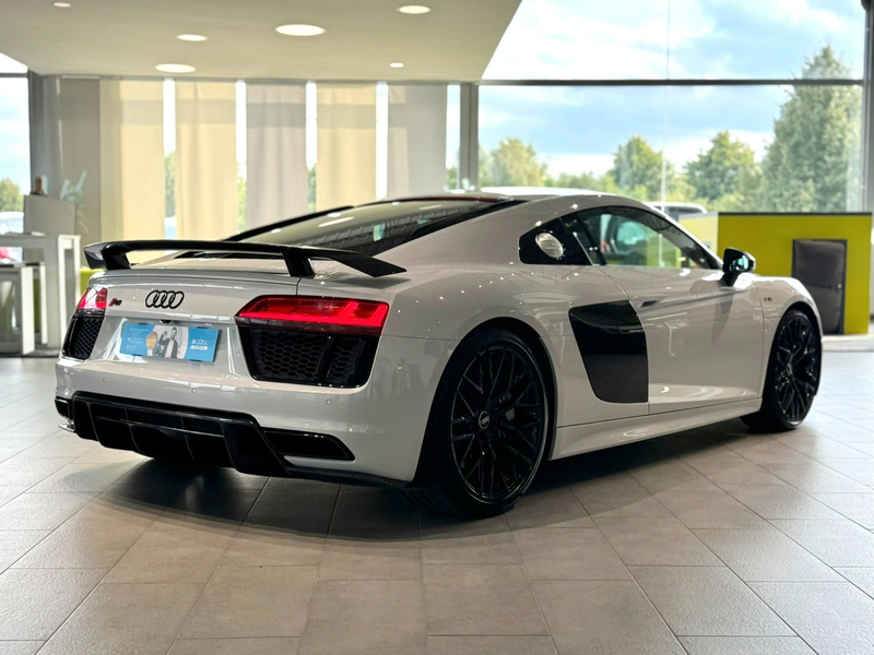 Audi R8 Coupe quattro plus*Keramik*Laser*SportAGA*B&O — photo 5