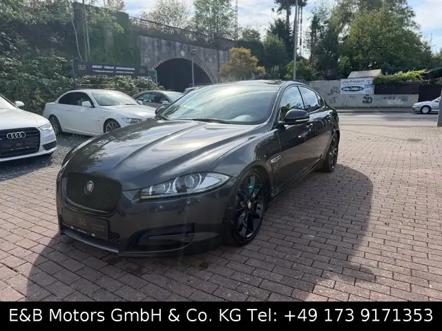 Jaguar XF 3.0 V6 Kompressor AWD Black Pack