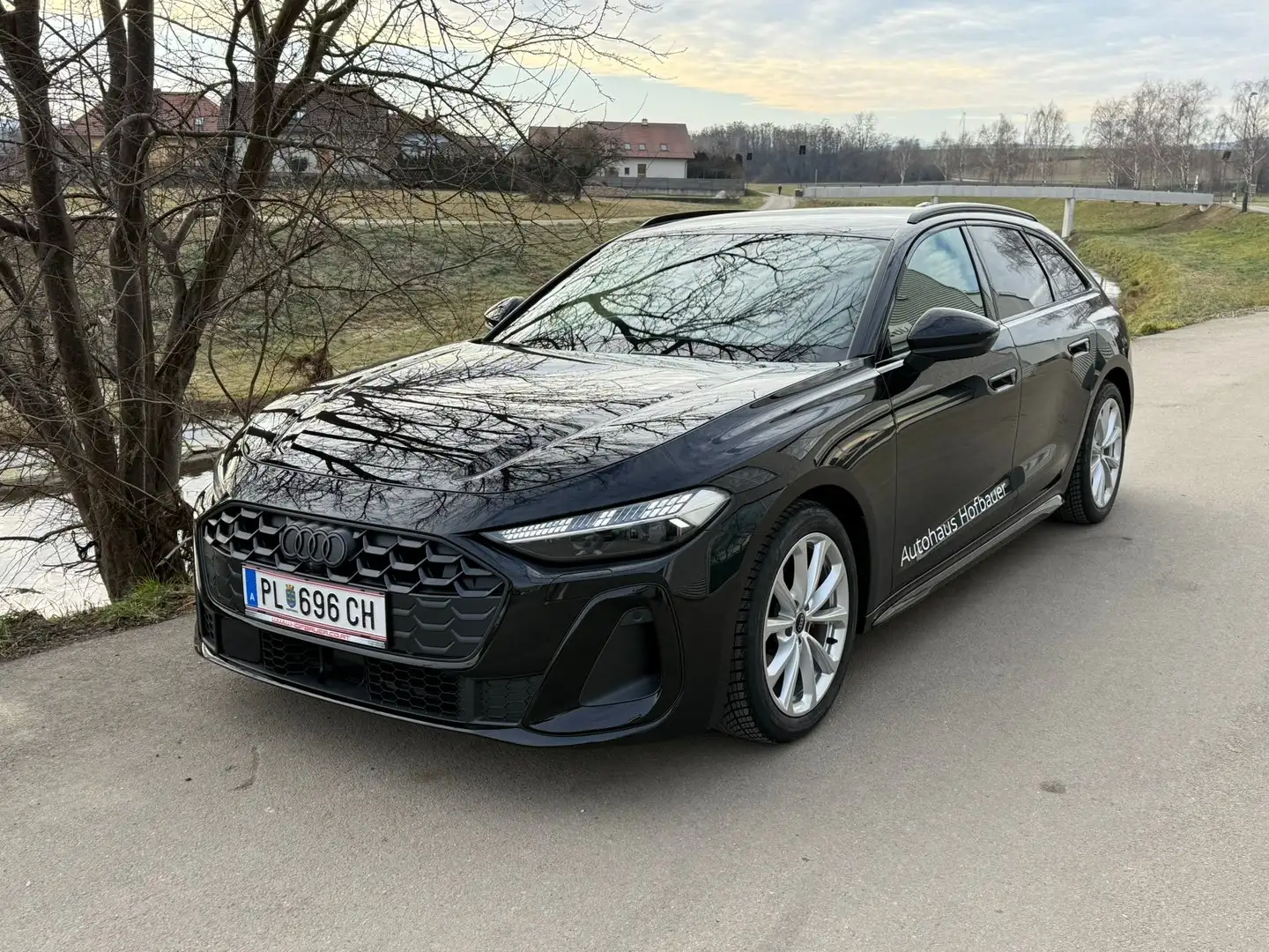 Audi A5 TDI quattro Schwarz - 1