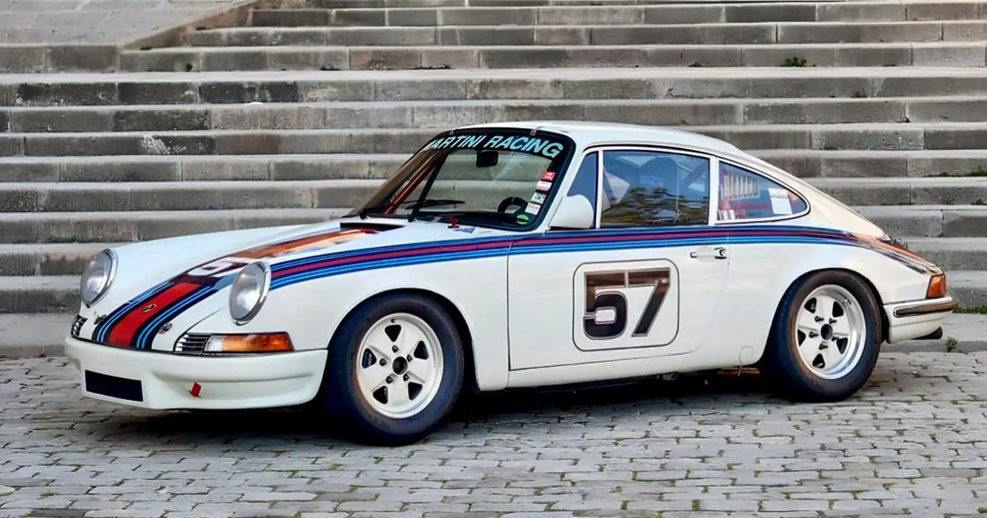 Porsche 911 S Martini - 1