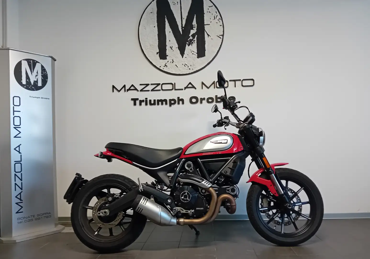 Ducati Scrambler 800  Icon Rosso - 1