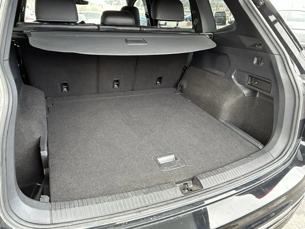 Volkswagen Tiguan снимка Volkswagen Tiguan