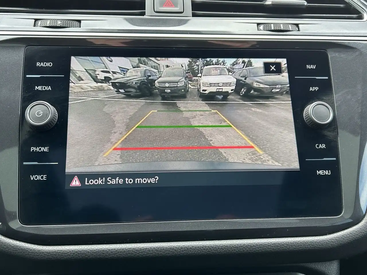 Volkswagen Tiguan снимка Volkswagen Tiguan