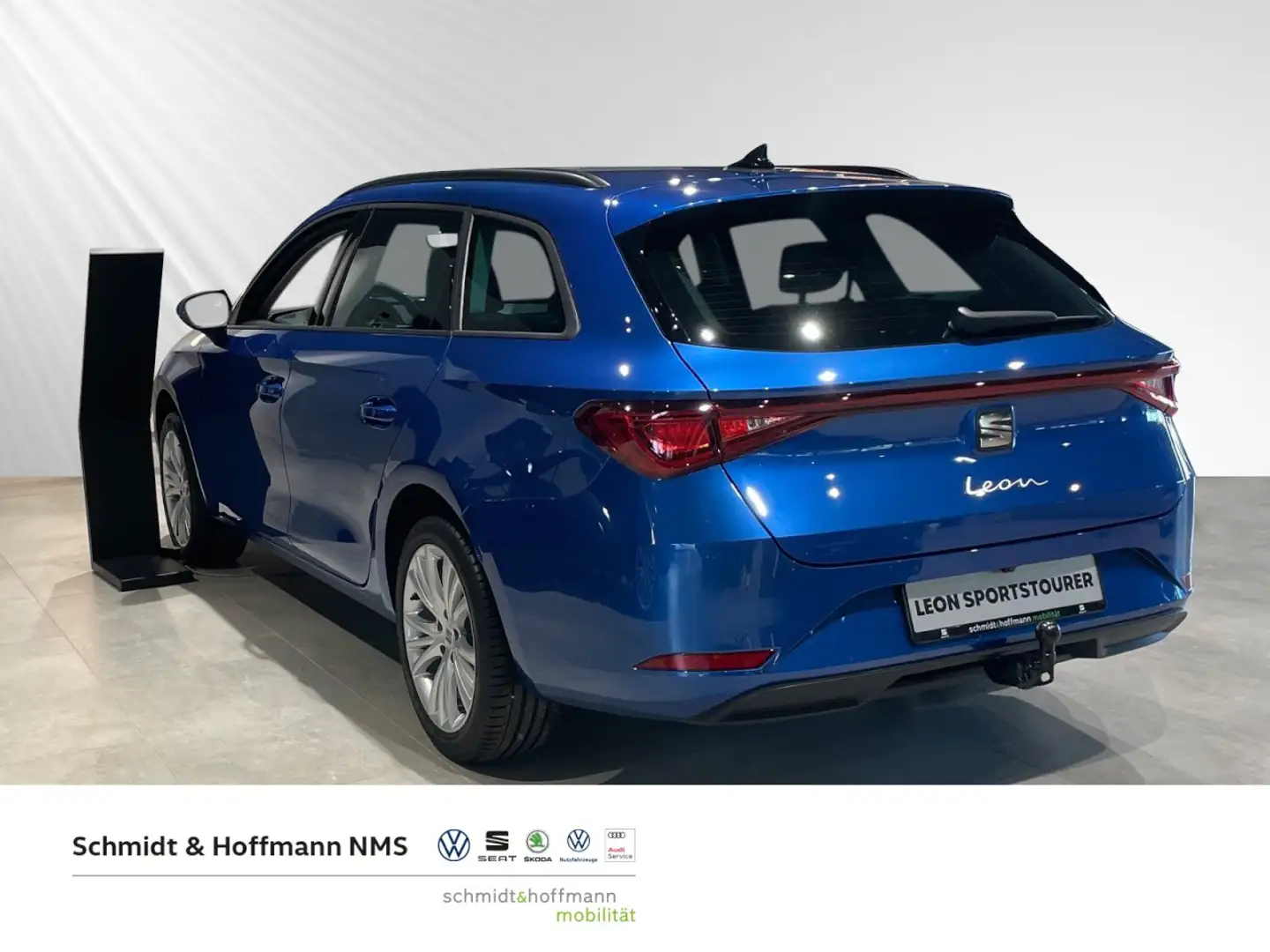 SEAT Leon Sportstourer Style Edition 1.5TeSI DSG Kamera AHK Blauw - 2