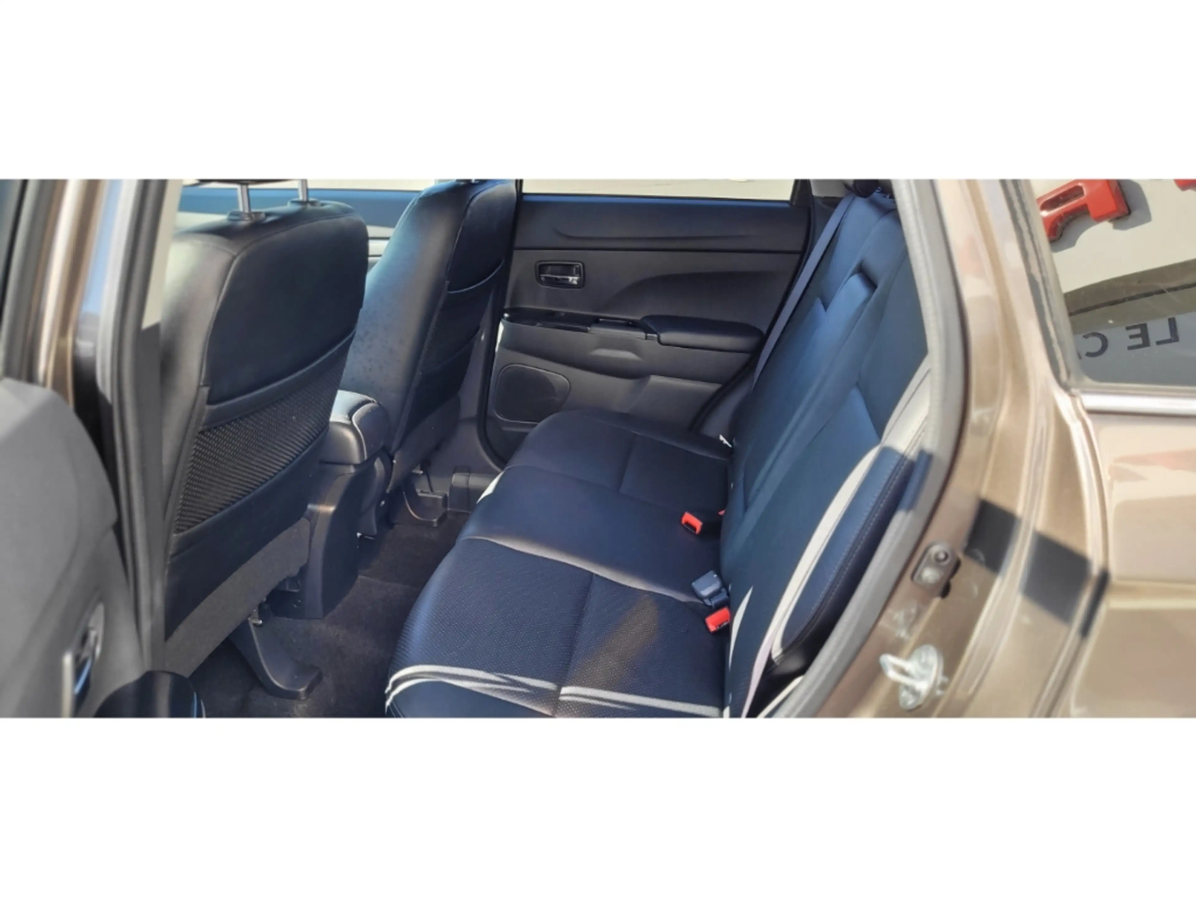 Citroen C4 Aircross HDi 115 Exclusive 4WD — photo 11