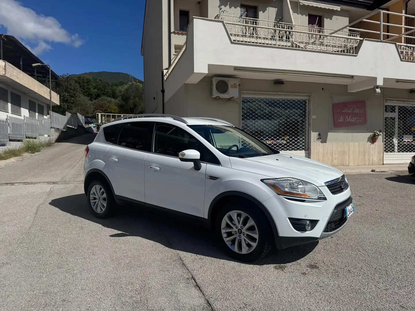 Ford Kuga Kuga 2.0 tdci Titanium 4wd 163cv GARANZIA 24 MESI Wit - 2