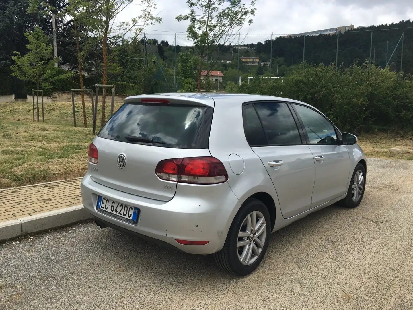 Volkswagen Golf GTD GOLF 2.0 TDI 110CV HIGHLINE Zilver - 2