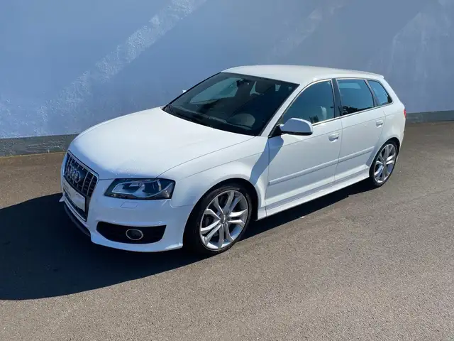 Audi S3 2.0 T quattro