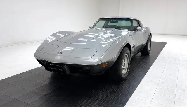 Chevrolet Corvette 25th Anniversary Coupe