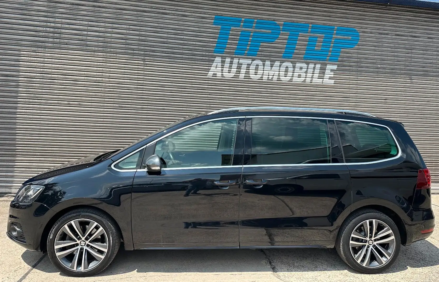 SEAT Alhambra FR-Line*7-SITZE*AHK*BI-XEN*KAMERA*ACC* Schwarz - 2