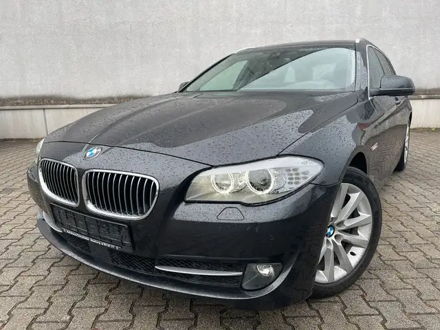 BMW 525 d xDrive|NAVI PROF|AHK|BI-XENON|18"|SHZ|PDC