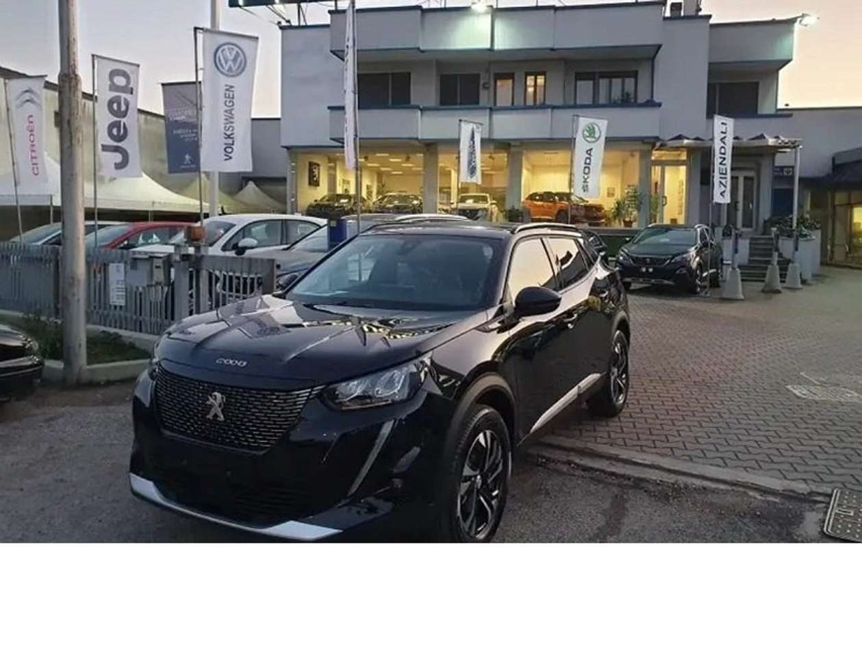 Peugeot 2008 1.2 PURE TECH 130CV ALLURE