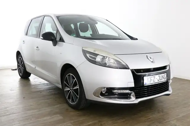 Renault Scenic view 5