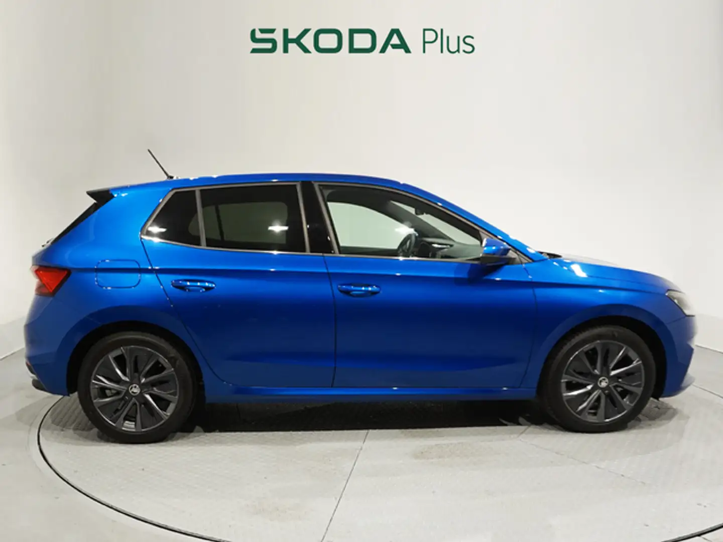 Skoda Fabia 1.5 TSI Design DSG 110kW Azul - 2