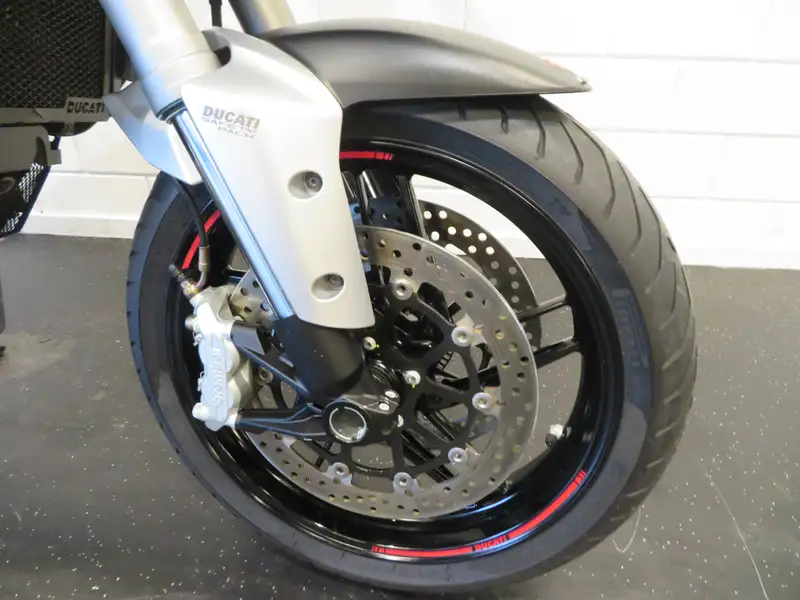 Ducati Multistrada 1200 - foto 6