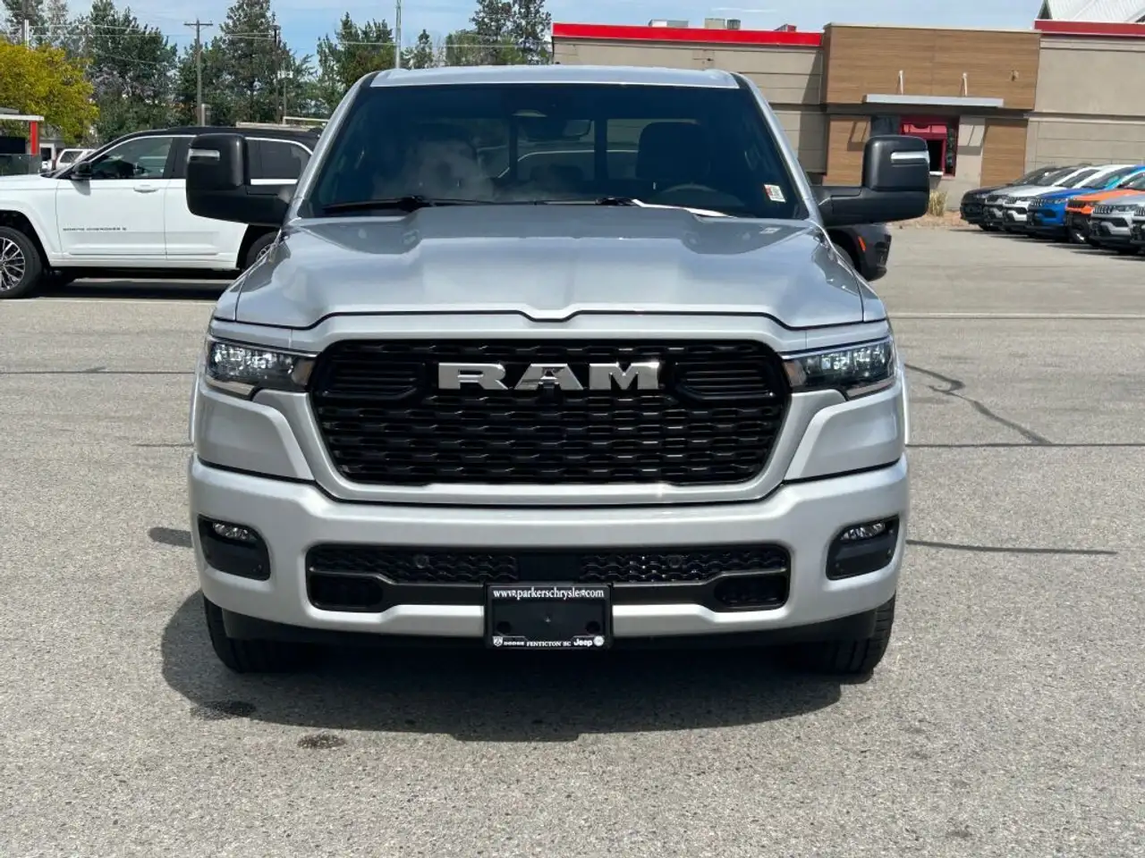 RAM 1500 снимка RAM 1500
