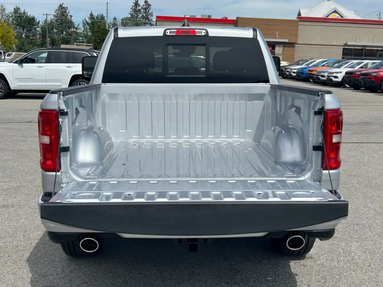RAM 1500 снимка RAM 1500