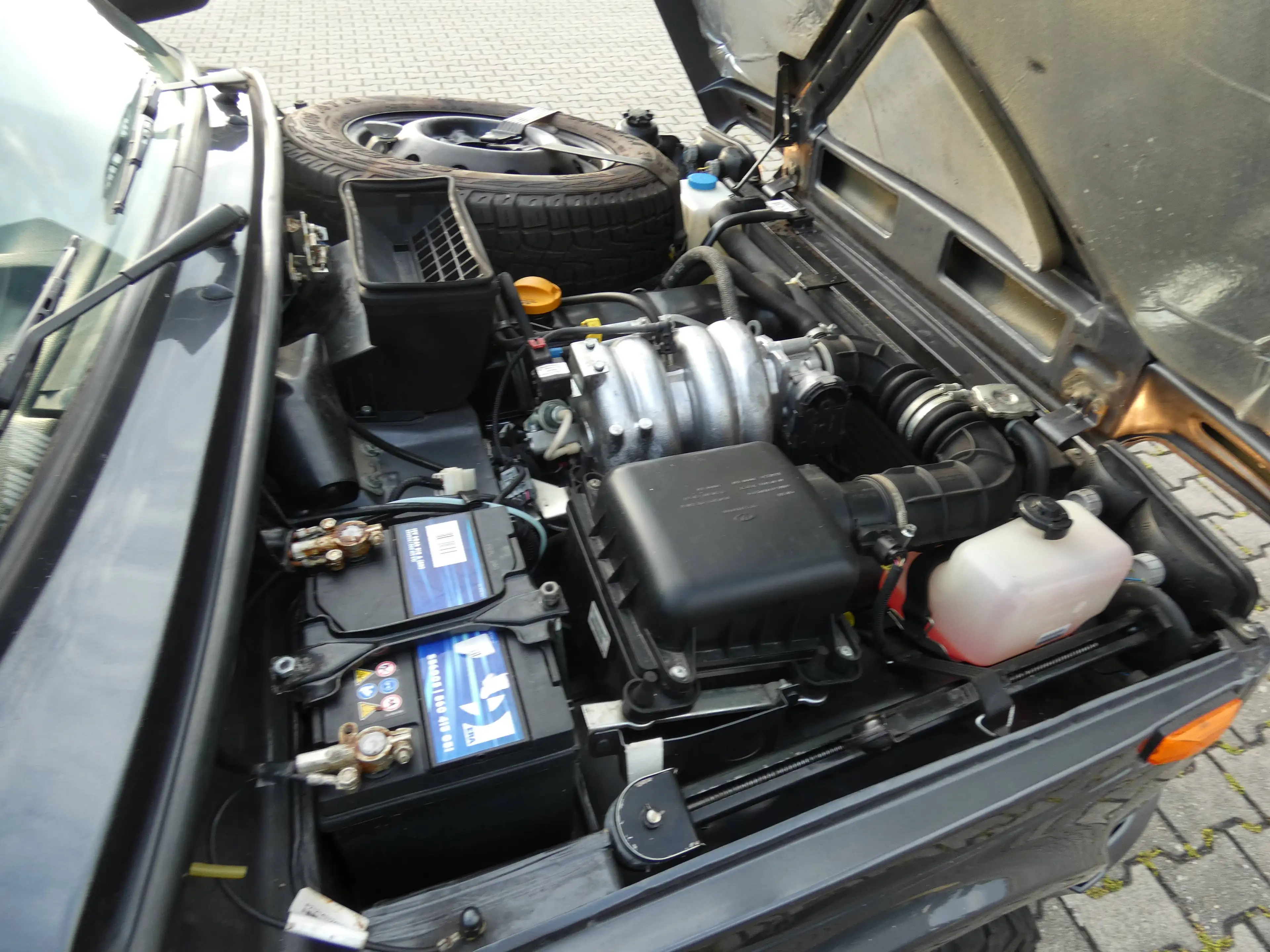 Lada Niva Legend 4x4 Urban 1,7 Sitzheizung, AHK mit 1900kg Anhängelast, Dachgepäckträger, TÜV bis 02.2028 — photo 13
