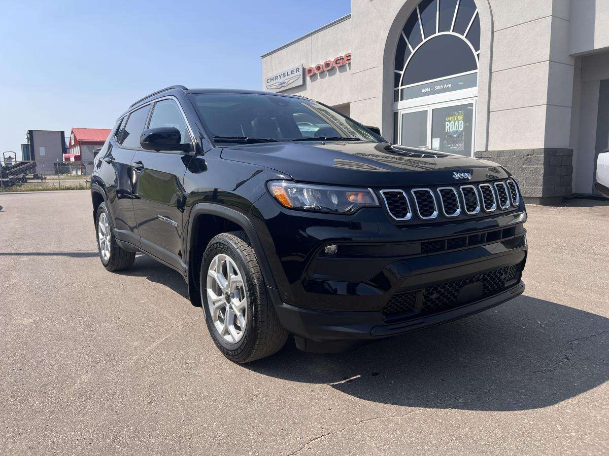 2025 Jeep Compass North | 4x4 | Sun & Sound Group, Premium Alpine Sp