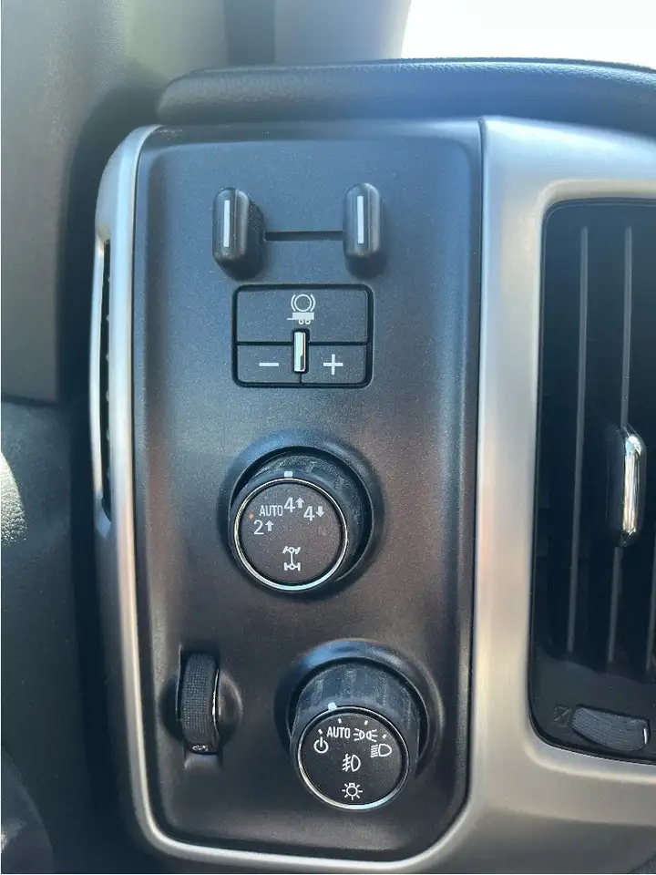 GMC Sierra 1500 photo GMC Sierra 1500