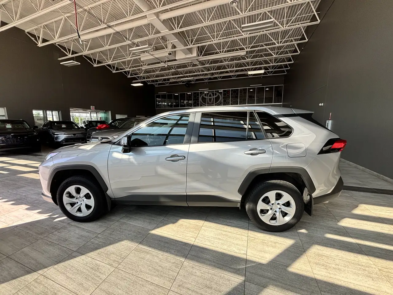Toyota RAV 4 photo Toyota RAV 4