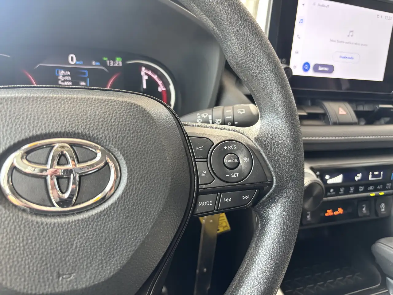 Toyota RAV 4 photo Toyota RAV 4