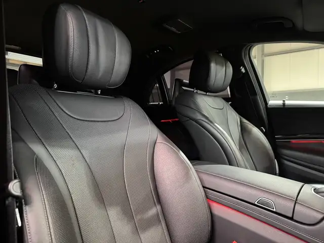Mercedes-Benz S-Class view 16