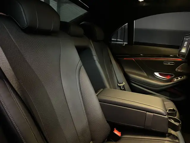 Mercedes-Benz S-Class view 17