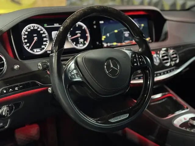 Mercedes-Benz S-Class view 10