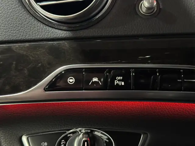 Mercedes-Benz S-Class view 22