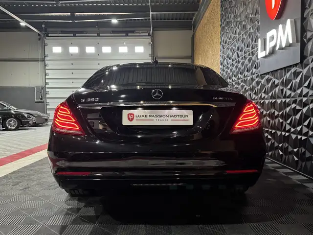 Mercedes-Benz S-Class view 5