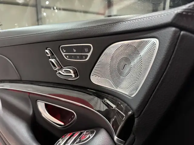 Mercedes-Benz S-Class view 20