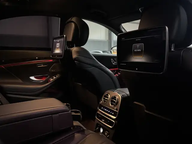 Mercedes-Benz S-Class view 18