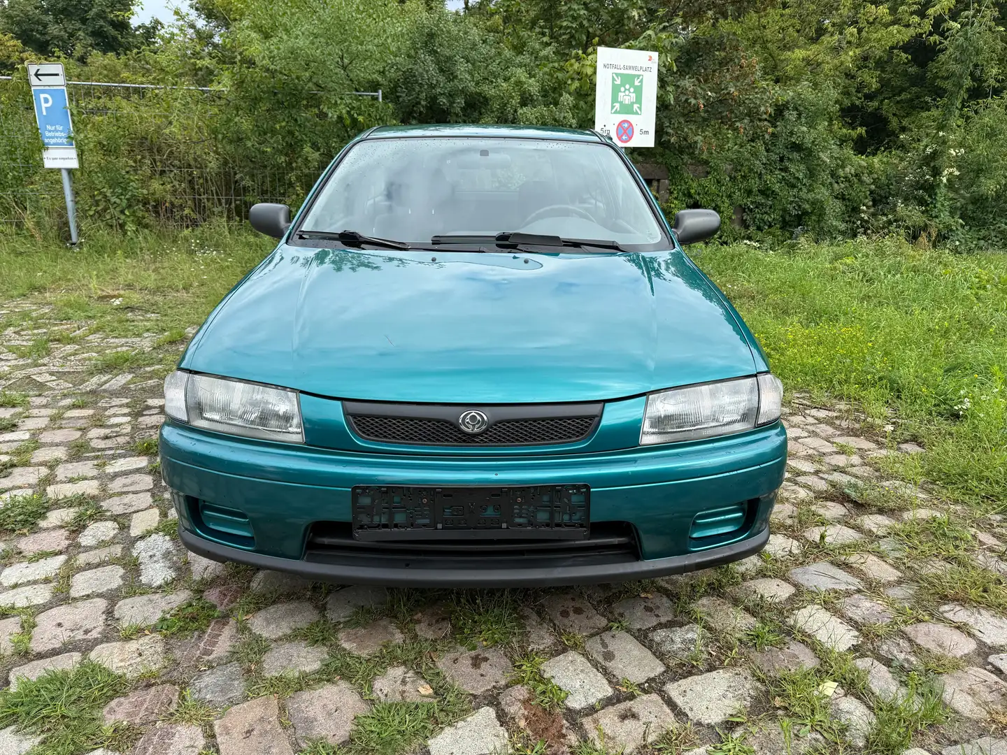 Mazda 323 1.4 P - 1