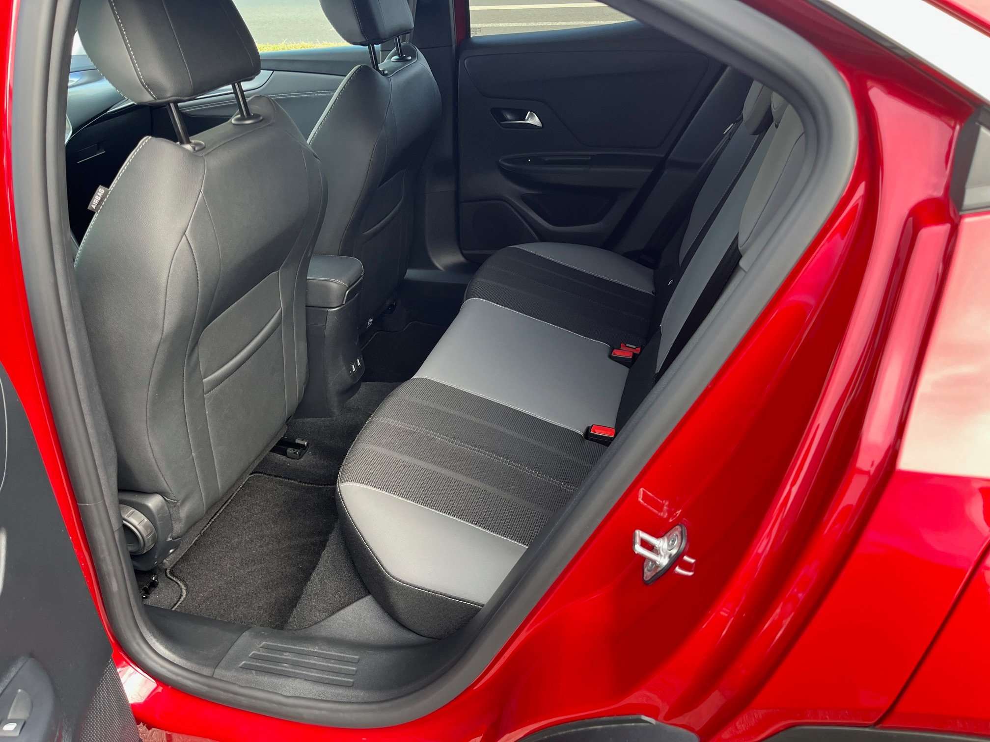 Opel Mokka E