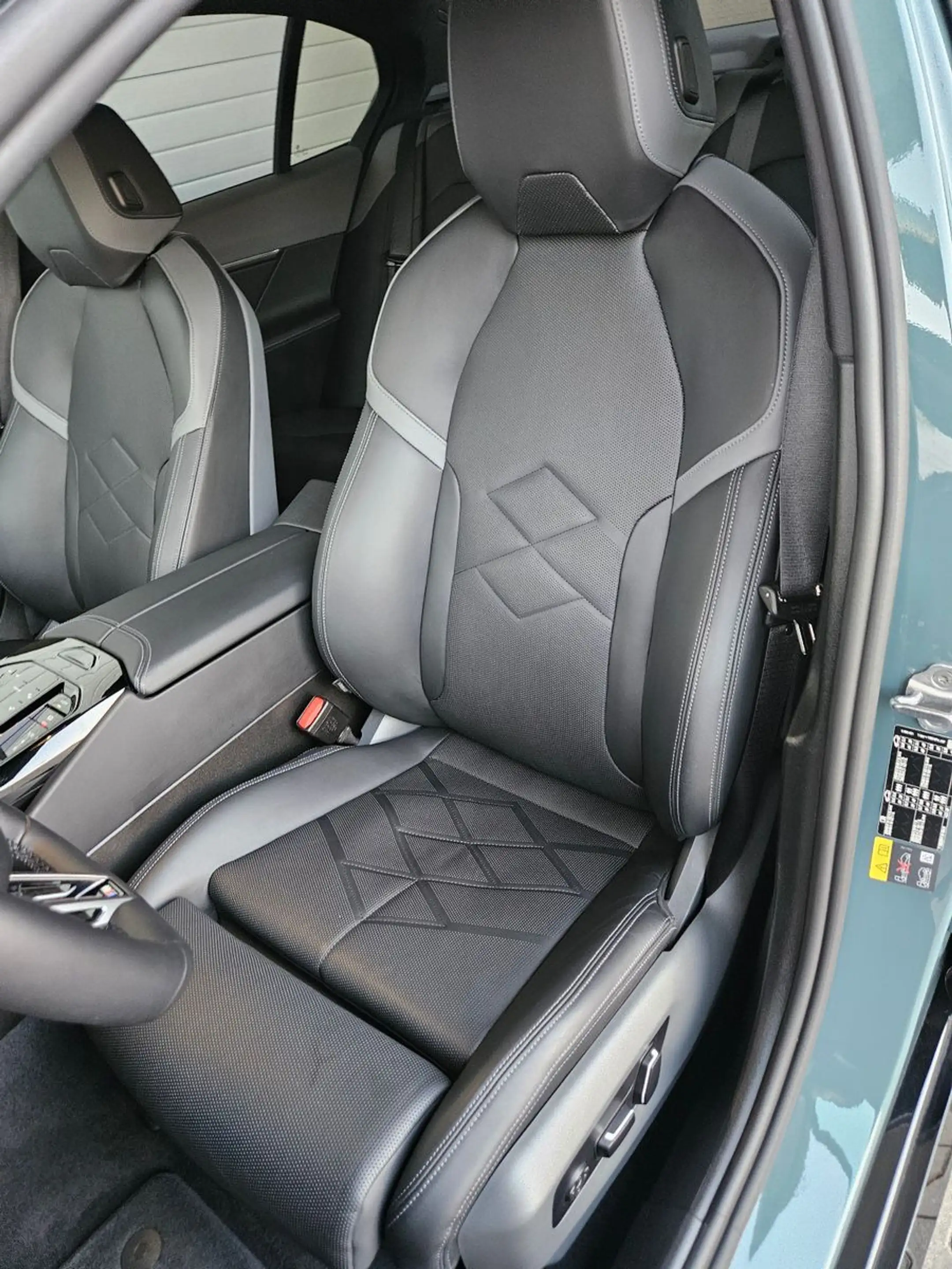 BMW 550 e xDrive M Sport Merino Integral 1Hand — photo 10