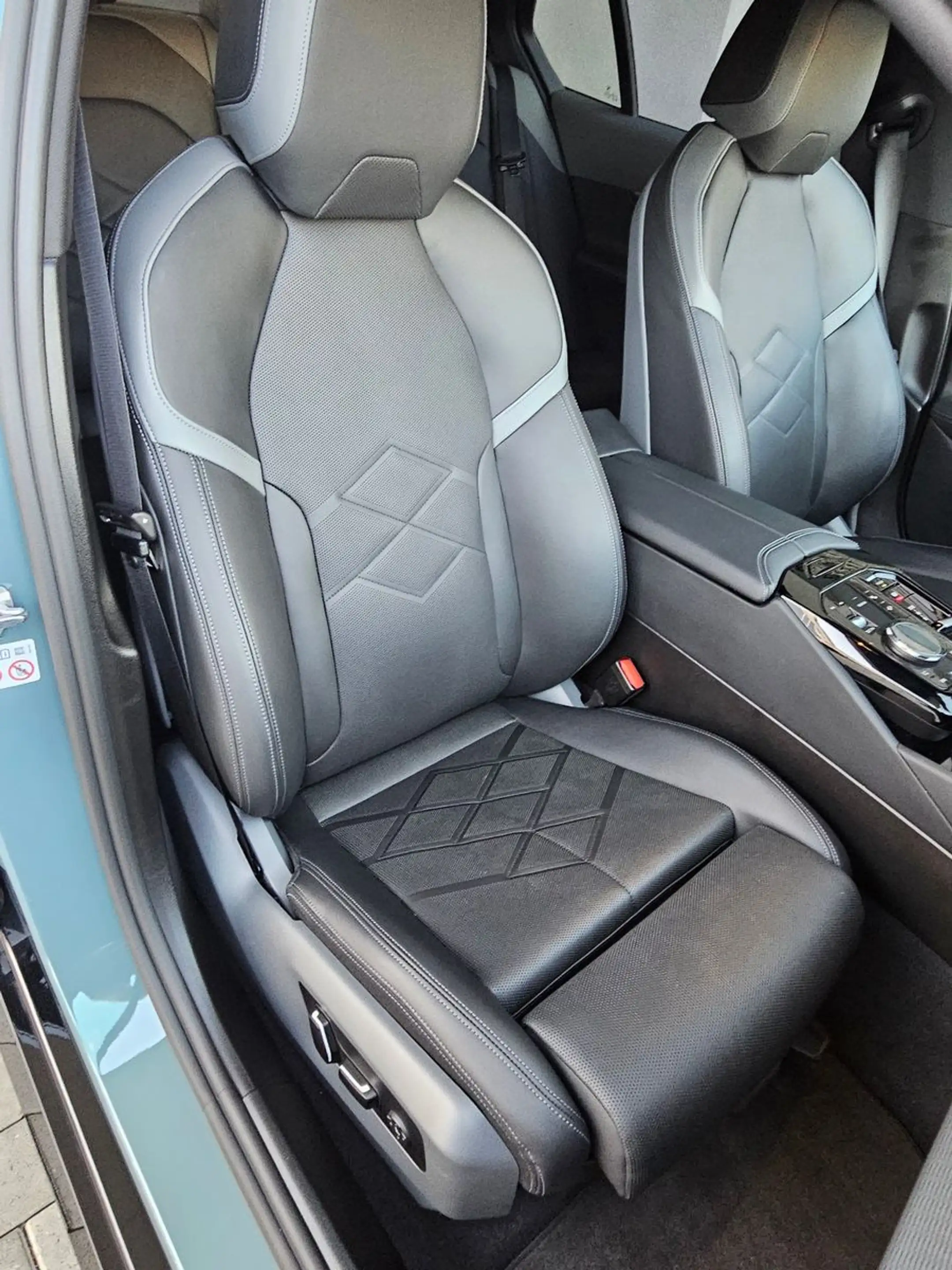 BMW 550 e xDrive M Sport Merino Integral 1Hand — photo 12