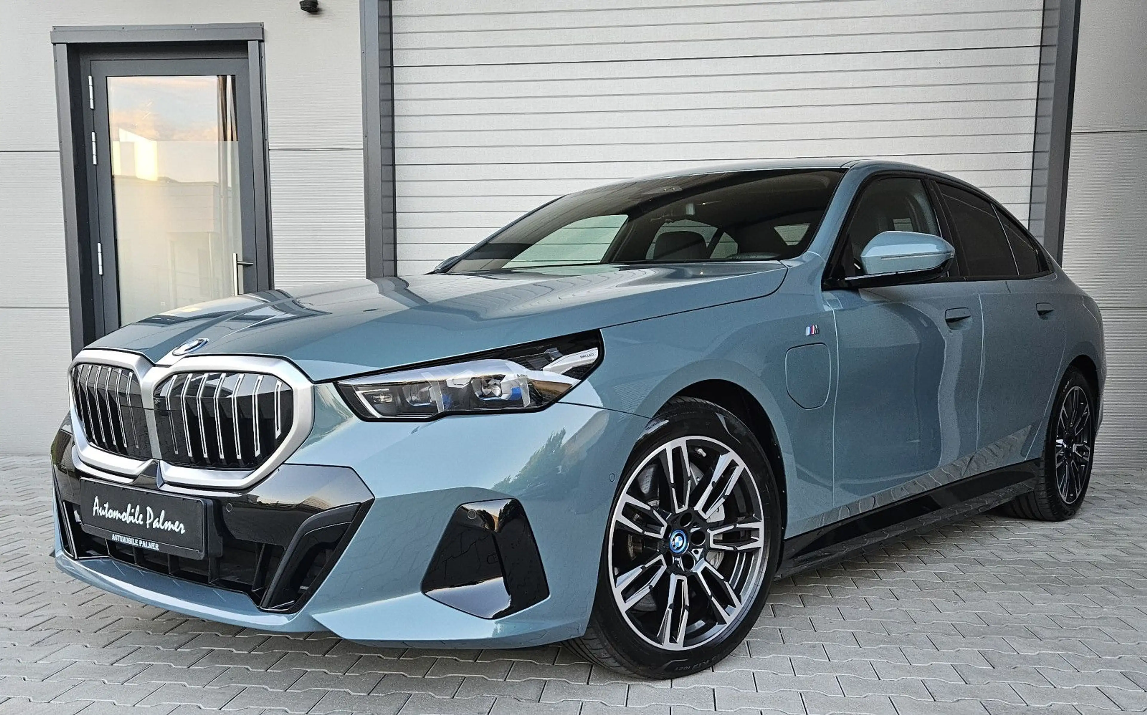 BMW 550 e xDrive M Sport Merino Integral 1Hand