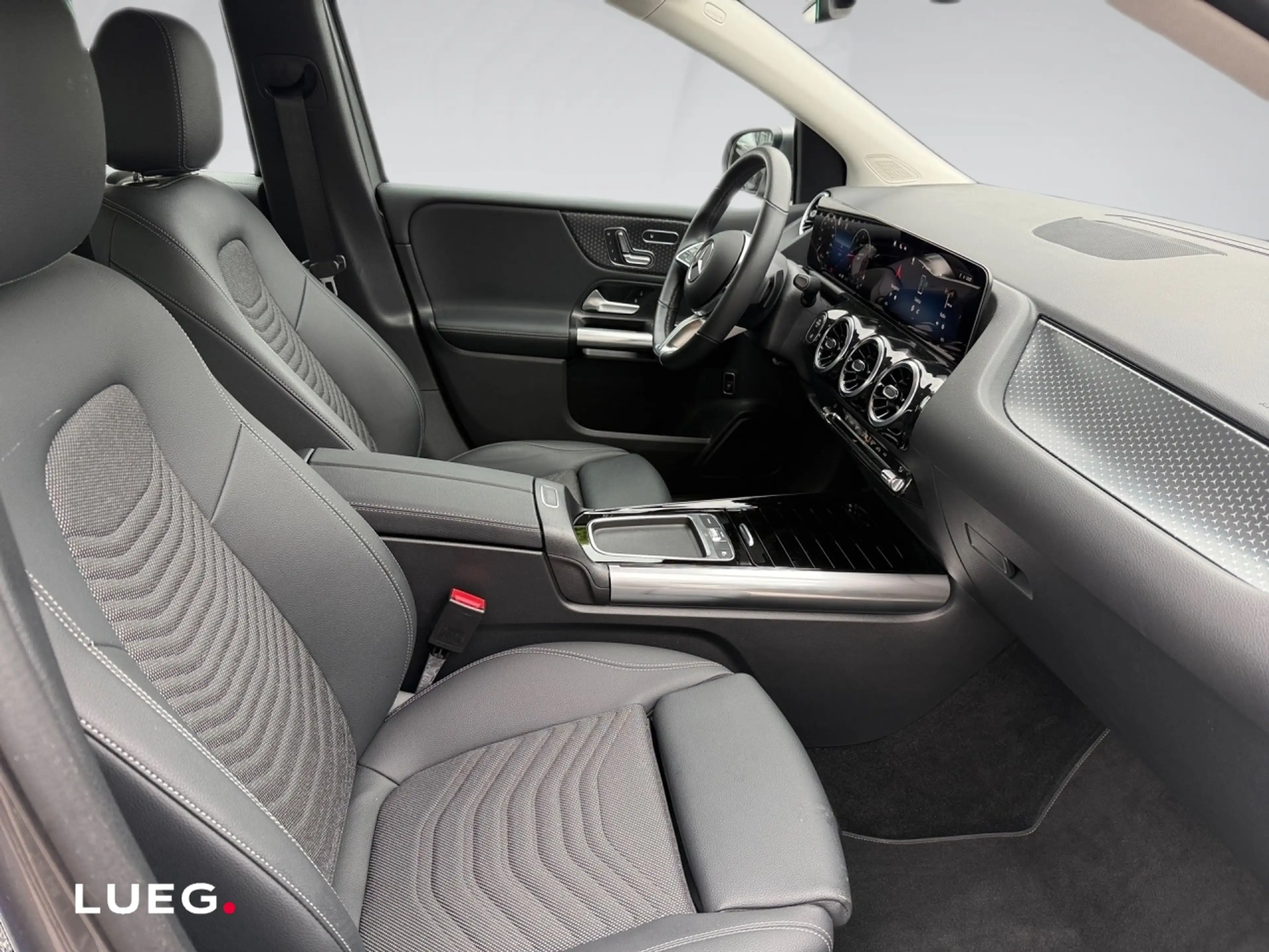 Mercedes-Benz B 220 d PROGRESSIVE+RÜCKFK+MEMORY+LENKRHZ+VERKZ — photo 9