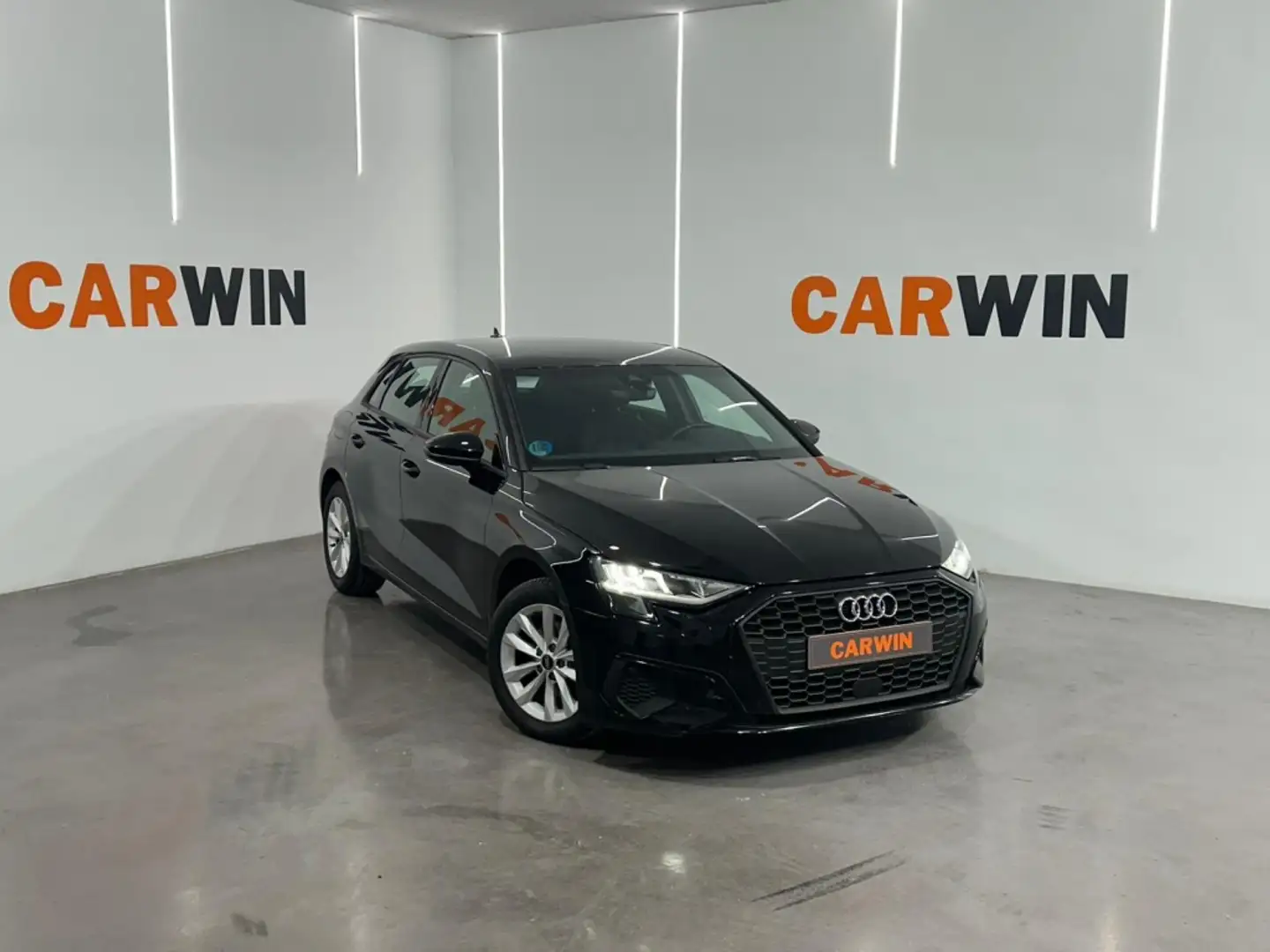 Audi A3 Sportback 30 TFSI Advanced S tronic Schwarz - 1