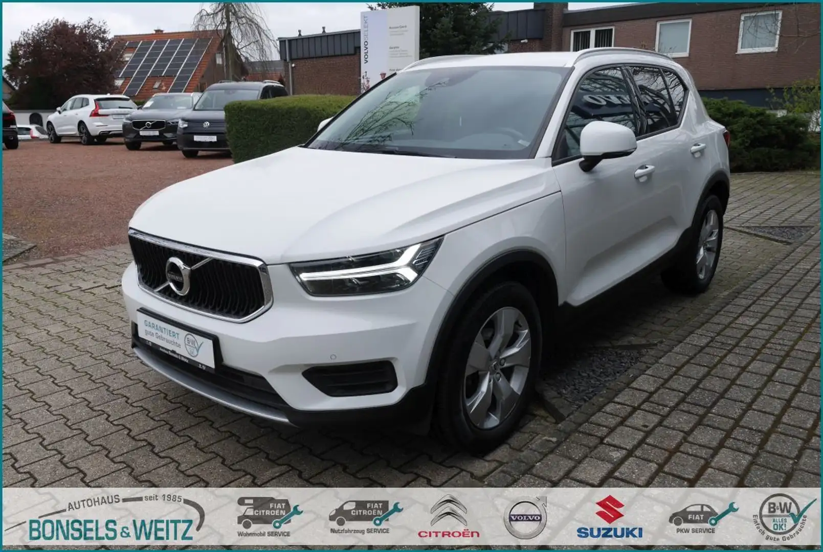 Volvo XC40 D3 GEARTRONIC MOMENTUM Wit - 2