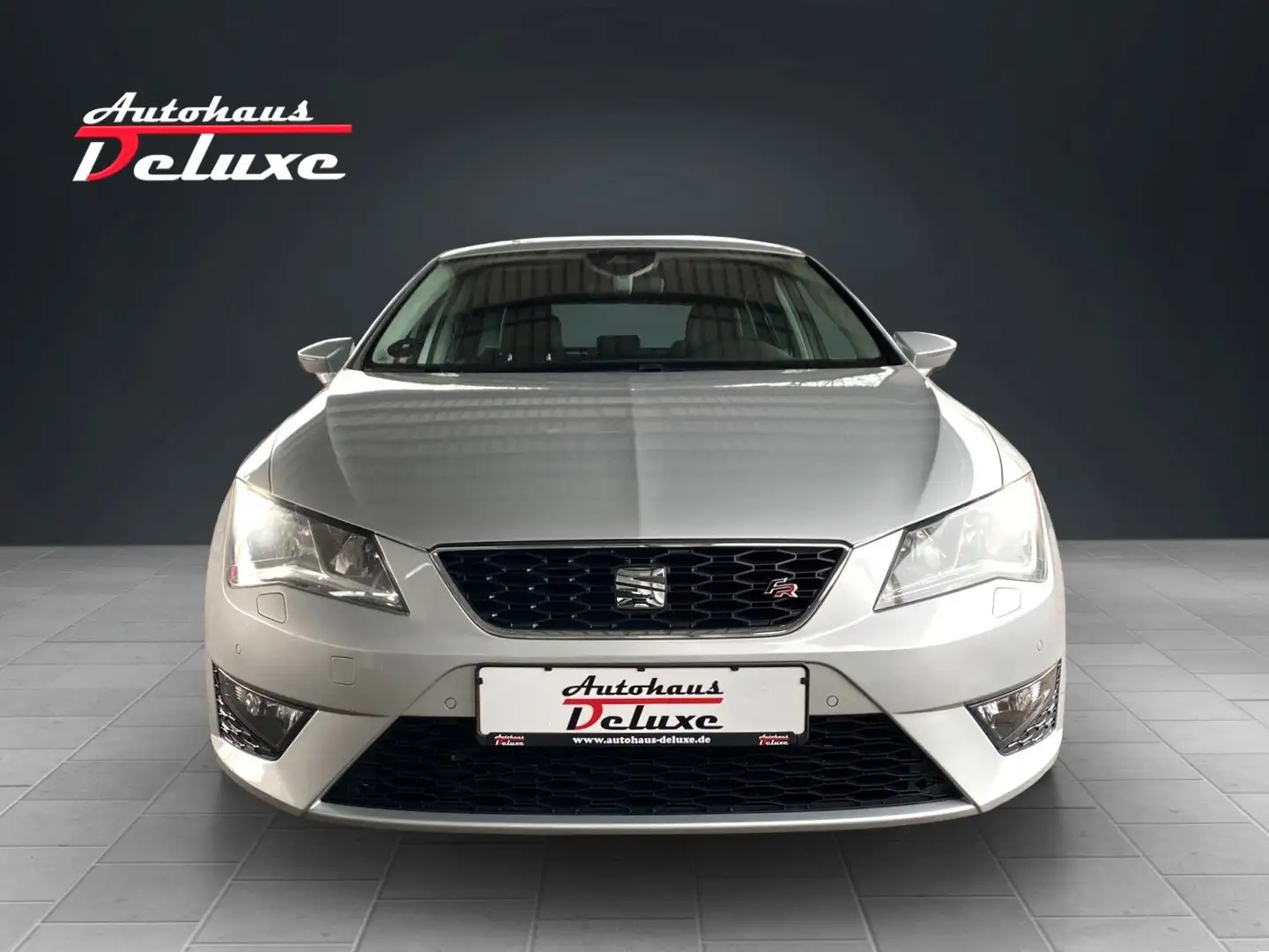 SEAT Leon 2,0 TDI FR-LINE NAVI-KAMERA-LEDER-SHZ-LED Silber - 2