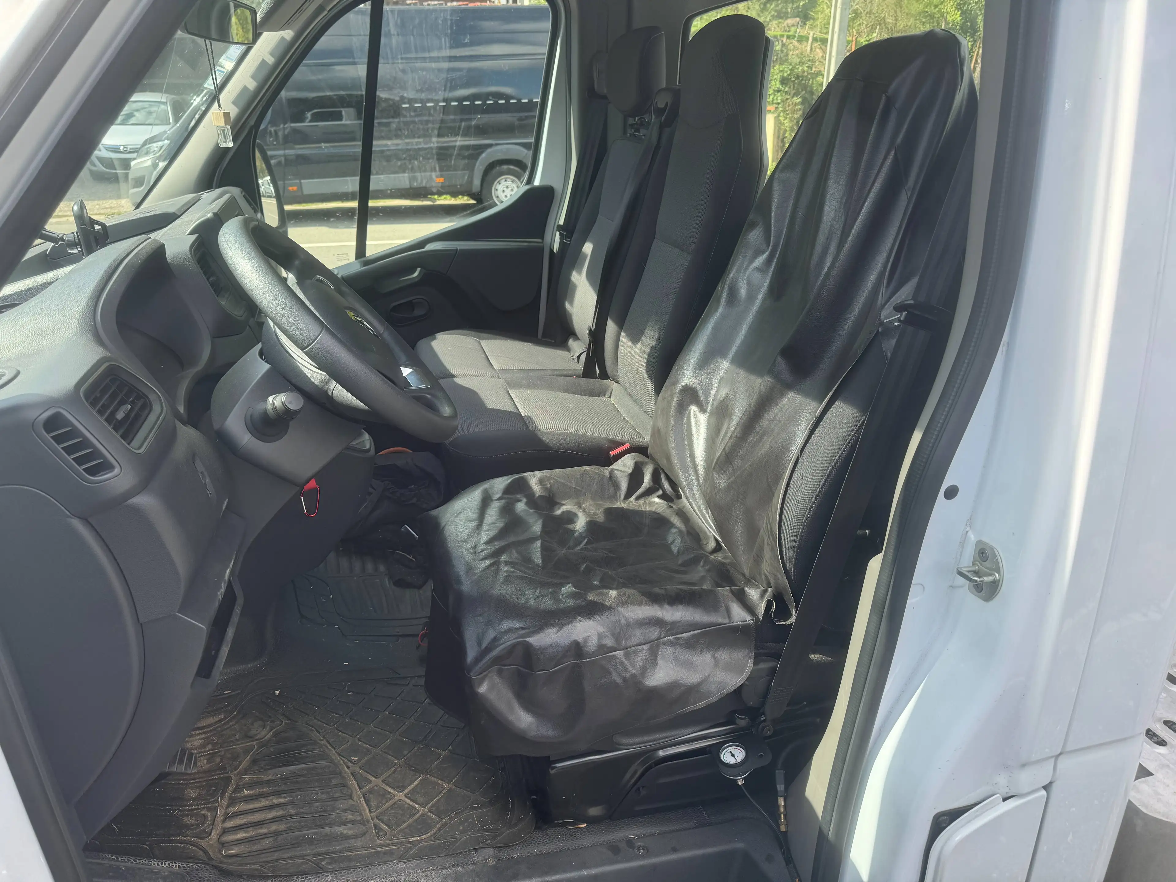 Renault Master 2.3 DCi 163 Plateau Dépanneuse — photo 4