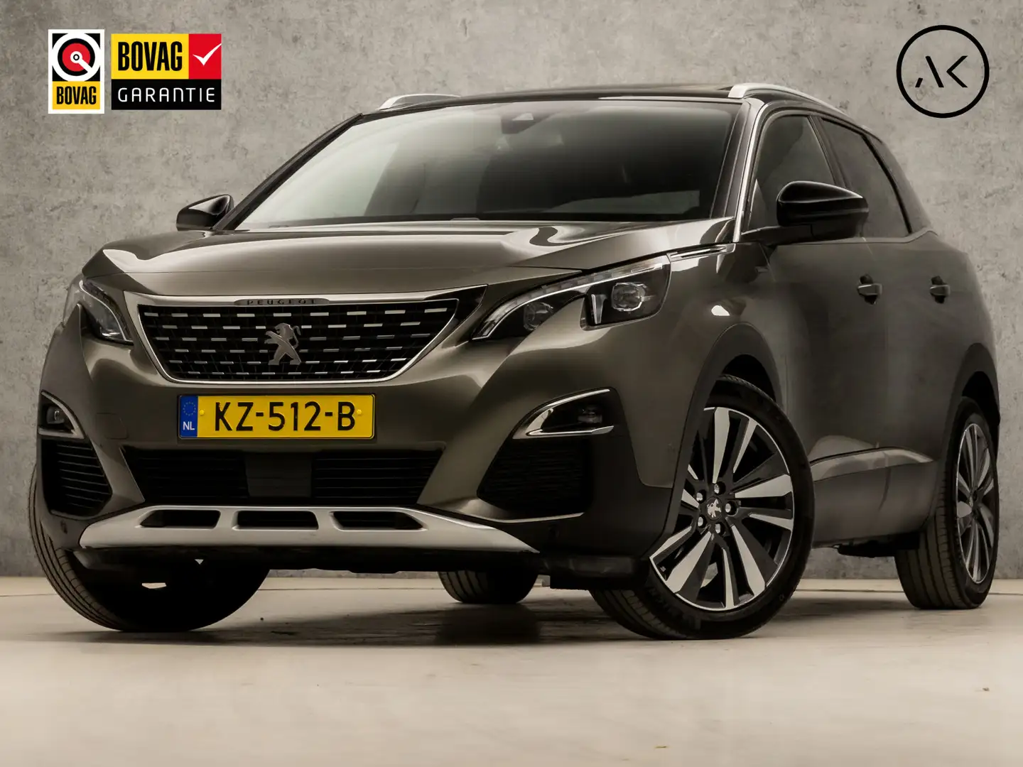 Peugeot 3008 1.2 PureTech GT Line (PANORAMADAK, APPLE CARPLAY, Grijs - 1