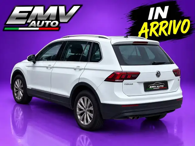 Volkswagen Tiguan view 10