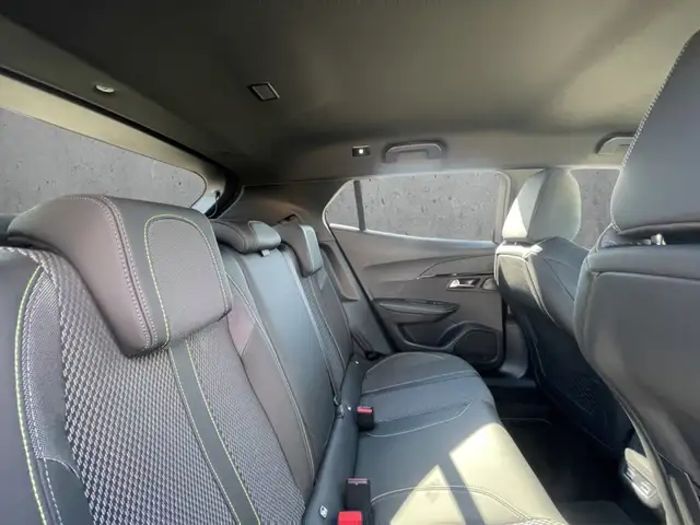 Peugeot 2008 view 14