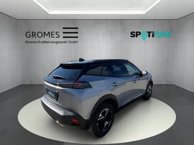 Peugeot 2008 view 3